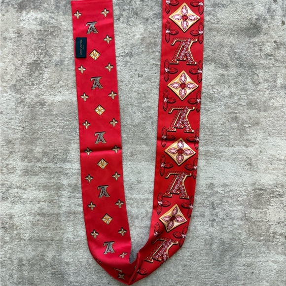 Louis Vuitton Red Monogram Silk Twilly with Gold Accents - Picture 2 of 4